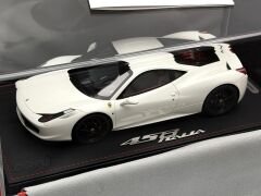 1:18 Ferrari 458 Italia 2009 Avus White 12 pcs. - BBR