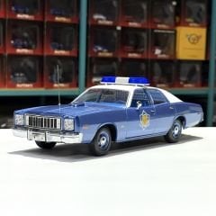 1:18 Plymouth Fury Police Arkansas State Police 1975 - Greenlight
