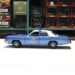 1:18 Plymouth Fury Police Arkansas State Police 1975 - Greenlight