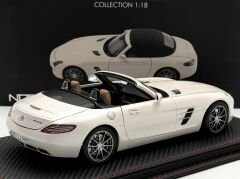 1:18 Mercedes-Benz SLS 6.3 AMG Roadster C197 Met White - Norev HQ