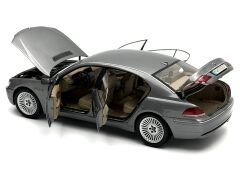 1:18 BMW 7 Serie Lang E66 Facelift Sterling Grey - Kyosho Dealer