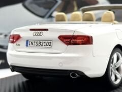 1:18 AUDI A5 Cabriolet 2009 White - Norev HQ