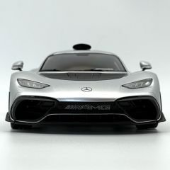1:18 Mercedes-AMG ONE Hightech Silver - NZG Dealer