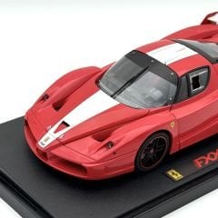 1:18 Ferrari FXX Black Wheels - Hot Wheels Elite