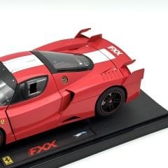 1:18 Ferrari FXX Black Wheels - Hot Wheels Elite