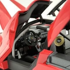 1:18 Ferrari FXX Black Wheels - Hot Wheels Elite