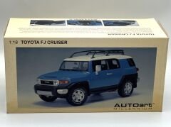 1:18 Toyota FJ Cruiser 2007 Blue 78855 - Autoart Millennium