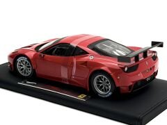 1:18 Ferrari 458 Italia GT2 Rossa Corsa 2011 - Hot Wheels Elite