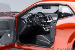 1:18 Dodge Challenger R/T Scat Pack Widebody 2022 - Autoart