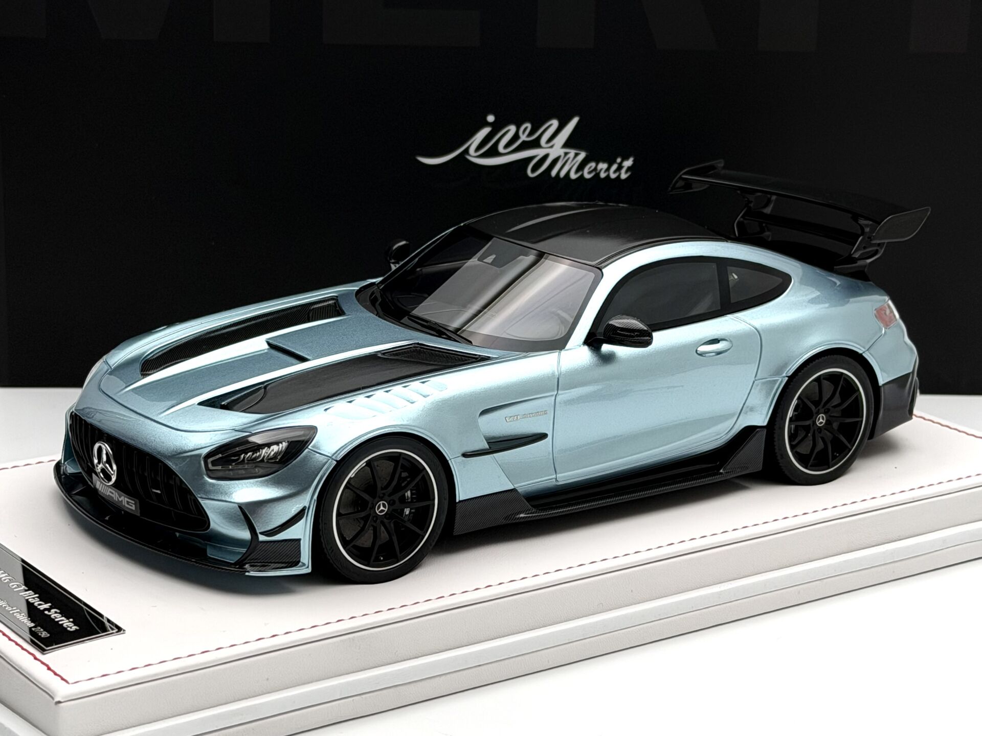 1:18 Mercedes-Benz AMG GT Black Series China Blue 50pcs - IVY Merit