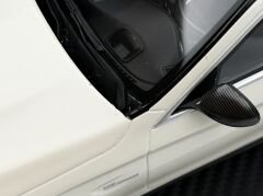 1:18 Mercedes-Benz C63 S AMG Diamond White - GT Spirit Dealer