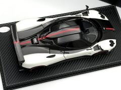 1:18 Pagani Zonda Cinque Coupe 2009 Bianco Benny - BBR & Almost Real