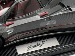 1:18 Pagani Zonda F 2005 Gloss Carbon Black - BBR & Almost Real
