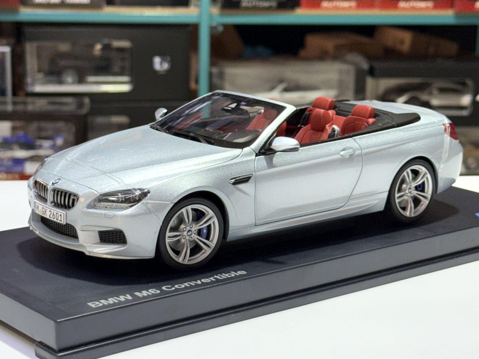 1:18 BMW 6 Serie M6 Cabriolet Silverstone Met 2012 - Paragon