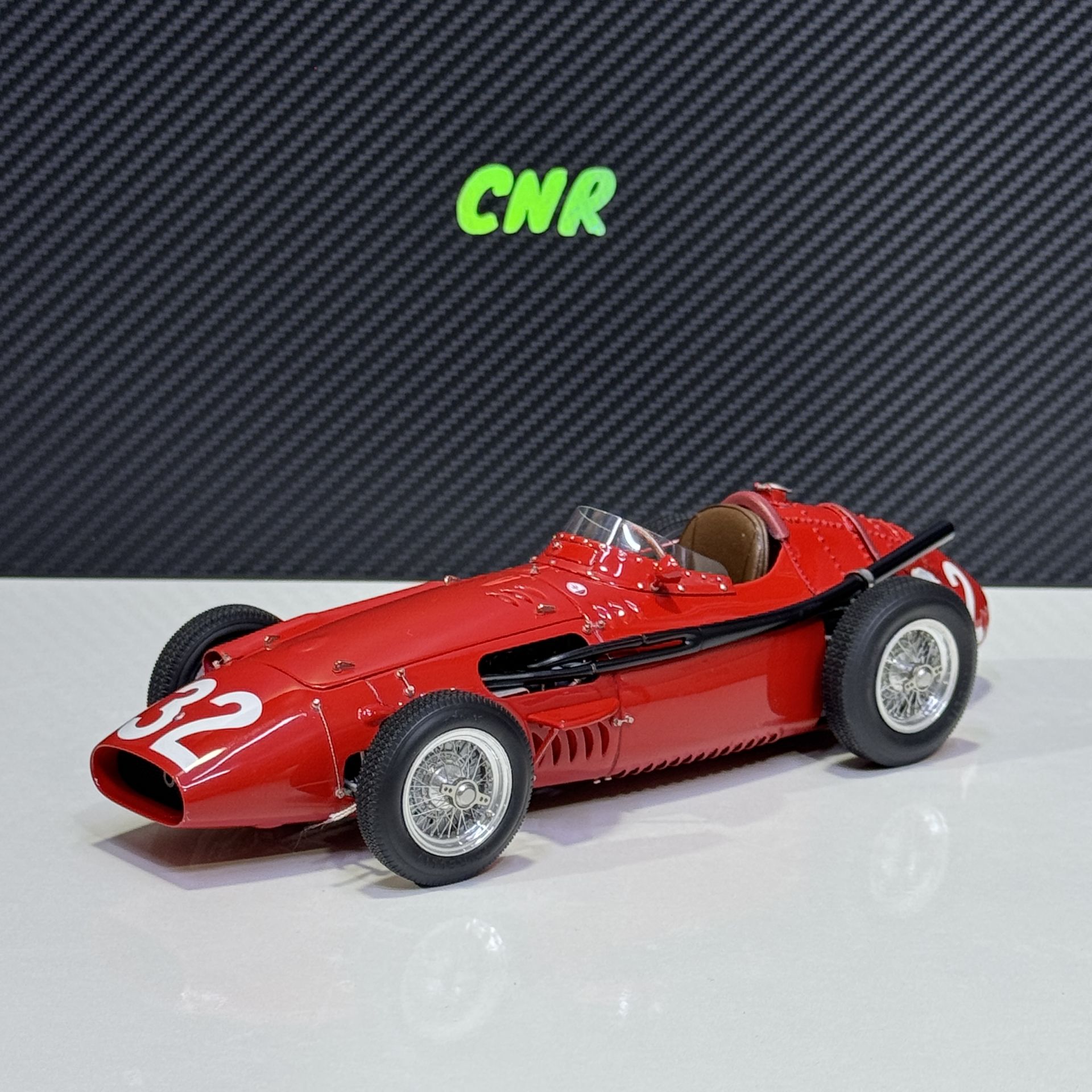 1:18 Maserati F1 250F Fangio 1957 Monaco GP World Champion - CMC
