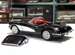 1:18 Chevrolet Corvette C1 1959 Tuxedo Black 71142 - Autoart