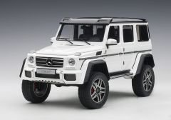 1:18 Mercedes-Benz G500 4x4² Gloss White 2015 - Autoart