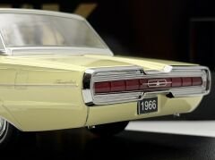 1:18 Ford Thunderbird Hardtop Coupe 1966 Yellow - KK Scale