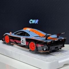 1:18 McLaren F1 GTR 6.0 V12 Team Gulf 1997 Le Mans - Minichamps