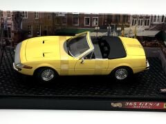 1:18 Ferrari 365 GTS/4 Daytona Yellow 1968 - Hot Wheels