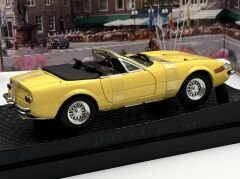 1:18 Ferrari 365 GTS/4 Daytona Yellow 1968 - Hot Wheels