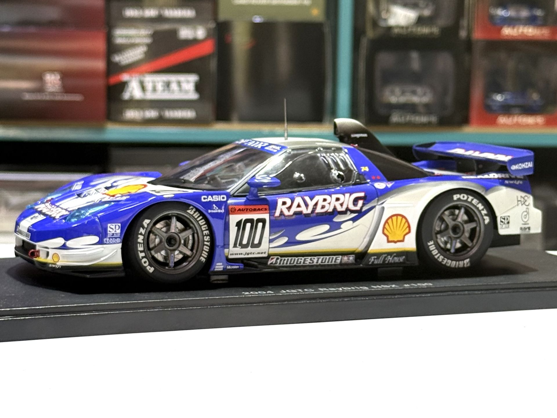 1:18 Honda NSX JGTC 2004 RAYBRIG #100 Shell 80497 - Autoart