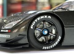 1:18 Nissan GT-R Test Car Super GT 2008 Carbon Black - Autoart  Signature