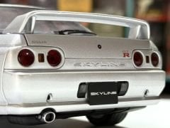 1:18 Nissan Skyline GT-R R32 V Spec 2 Spark Silver 77346 Autoart