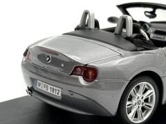 1:18 BMW Z4 Spider 2003 Grey - Maisto Tayland