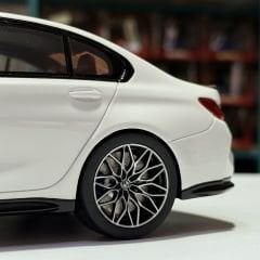 1:18 BMW M3 G80 Competition White 2021 TADİLAT - True Scale