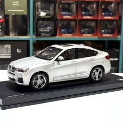 1:18 BMW X4 XDrive F26 Silver 2014 - Paragon