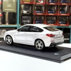 1:18 BMW X4 XDrive F26 Silver 2014 - Paragon