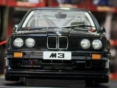 1:18 BMW M3 E30 DTM Plain Body Version Black 1989 - Autoart