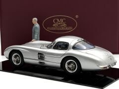 1:18 Mercedes-Benz 300 SLR Uhlenhaut 1955 Blue Interior & Figure- CMC