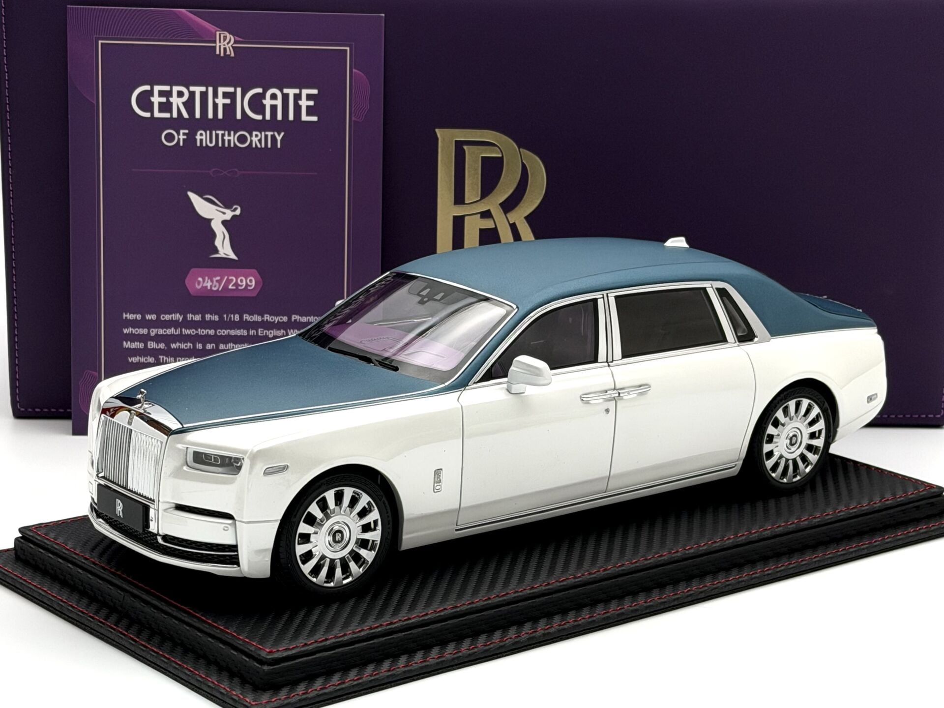 1:18 Rolls Royce New Phantom VIII Purple Interior - Rolls-Royce OEM