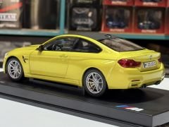 1:18 BMW M4 F82 Coupe Austin Yellow 2014 - Paragon