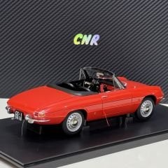 1:18 Alfa Romeo 1600 Duetto Spider Red 1966 - Autoart