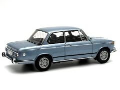 1:18 BMW 2002 tii 1972 Metallic Blue - Kyosho Dealer
