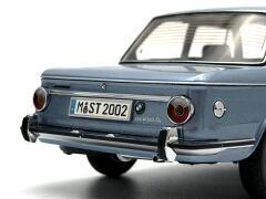 1:18 BMW 2002 tii 1972 Metallic Blue - Kyosho Dealer