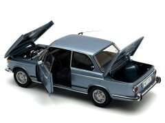 1:18 BMW 2002 tii 1972 Metallic Blue - Kyosho Dealer