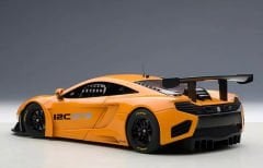 1:18 McLaren 12C GT3 Presentation Car 81340 - Autoart Signature