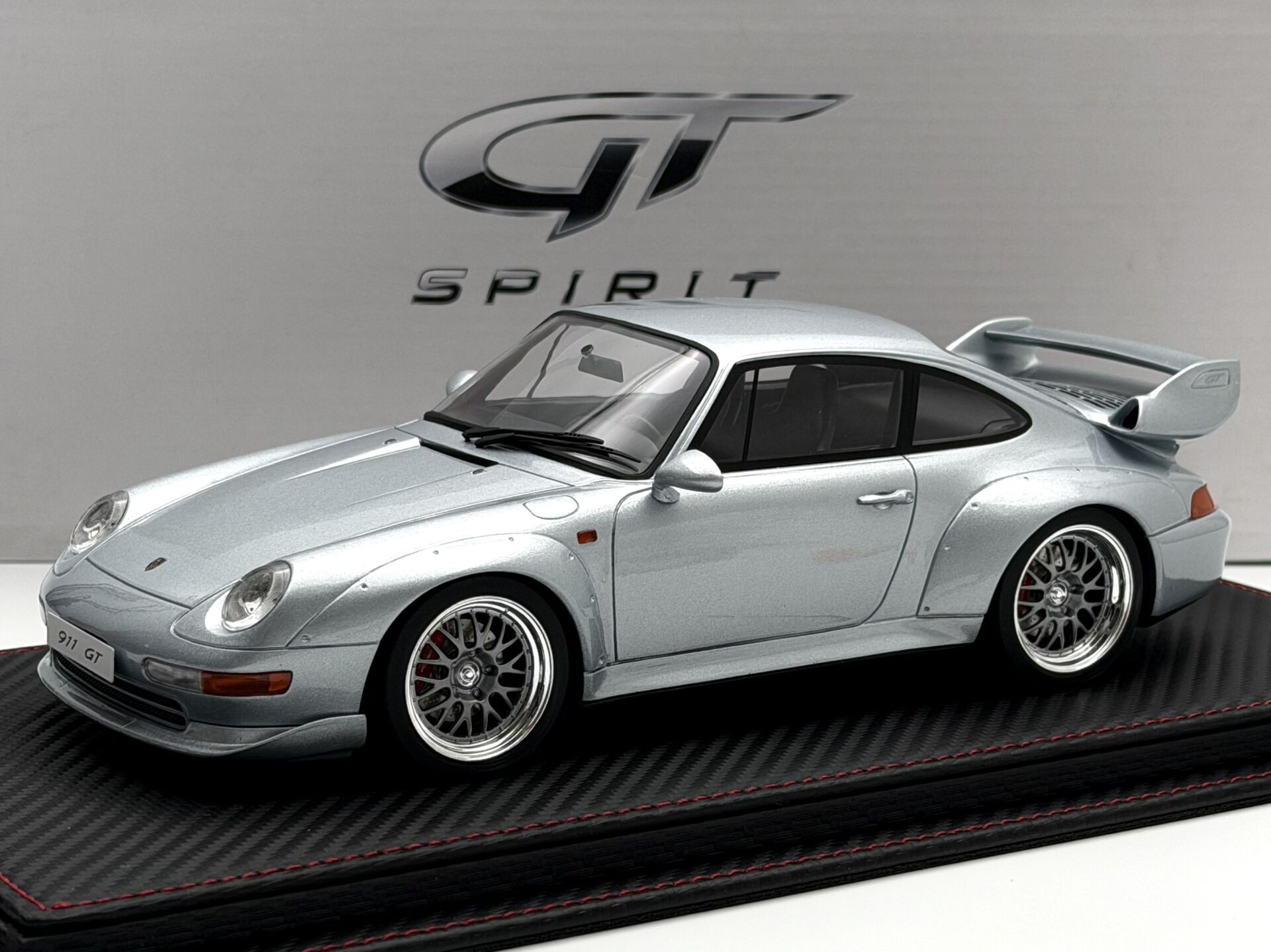 1:18 Porsche 911 993 GT Silver Metallic ZM098 - GT Spirit