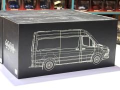 1:18 Mercedes-Benz Sprinter Van Kastenwagen Rugged Edition - Norev