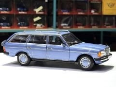 1:18 Mercedes-Benz 200 SW W123 S123 Blue 1982 - Norev