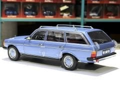 1:18 Mercedes-Benz 200 SW W123 S123 Blue 1982 - Norev