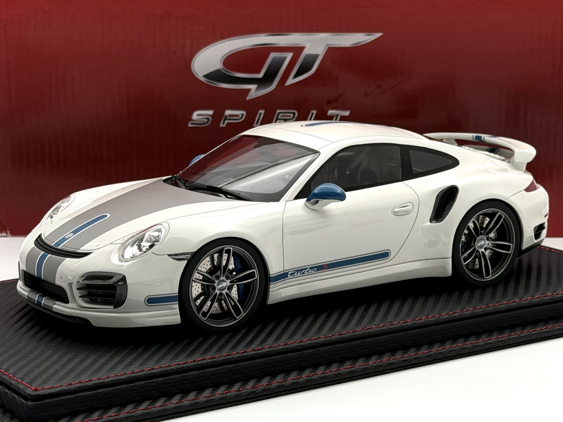 1:18 Porsche 911 991 Turbo S Techart White GT049 - GT Spirit