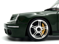 1:18 Porsche 911 RUF SCR Irish Green 2018 - Almost Real