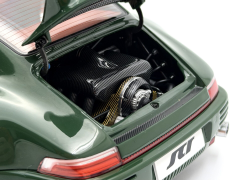 1:18 Porsche 911 RUF SCR Irish Green 2018 - Almost Real