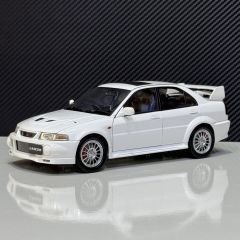 1:18 Mitsubishi Lancer Evo 6 Street Car White - Autoart