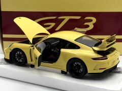 1:18 Porsche 911 991.2 GT3 2018 Racing Yellow - Minichamps Dealer